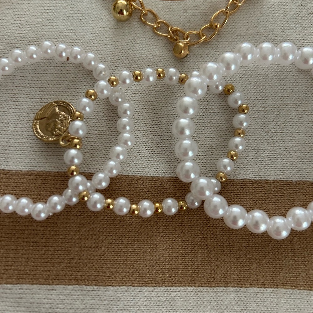 Elegant Gold and Pearl Bracelets Fun Bracelet Set - Picture 6 of 8